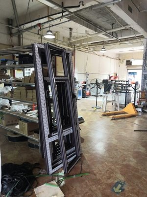 太倉市城廂鎮閣努門窗經營部